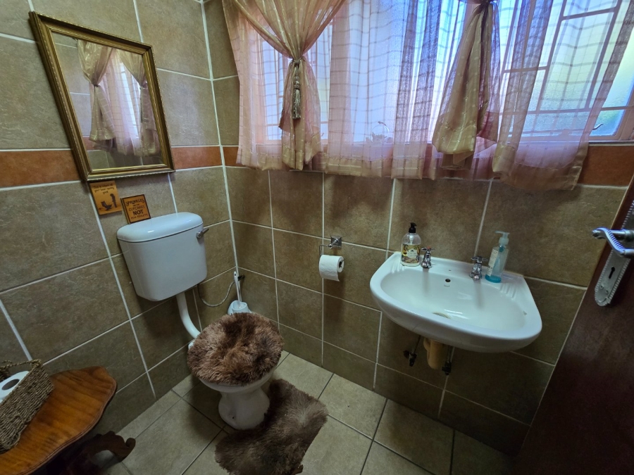 4 Bedroom Property for Sale in Potchefstroom South North West